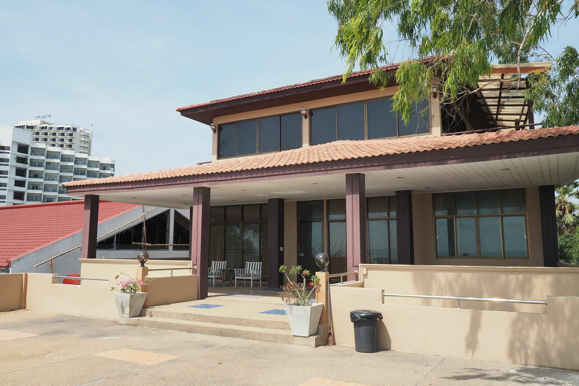 Sea Breeze Guest House Ча-Ам Экстерьер фото